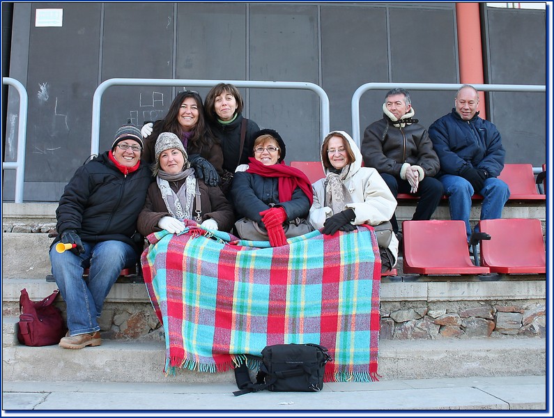 01 - Mares i pares al fred.JPG